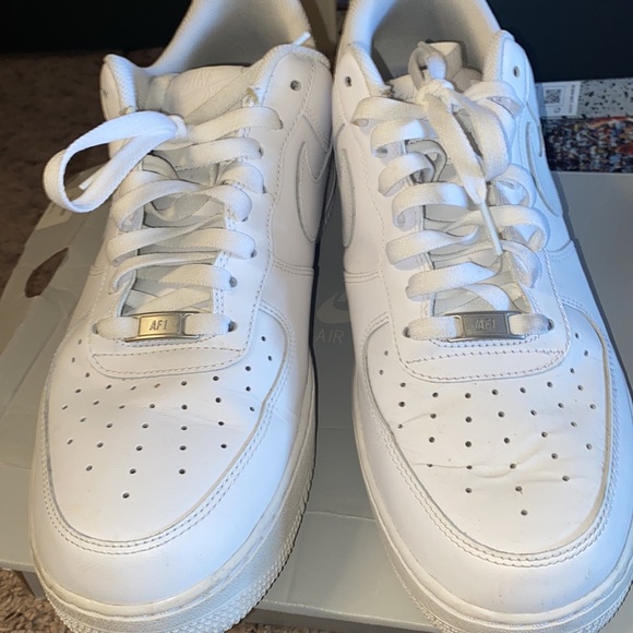 Nike Air Force 1 '07 White
Men's Shoes
Size M 13
Style CW2288-001 - Picture 3 of 5